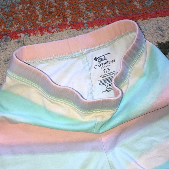 🧜🏼♀️3 for $15 item!🧜🏼♀️ - Picture 2 of 3